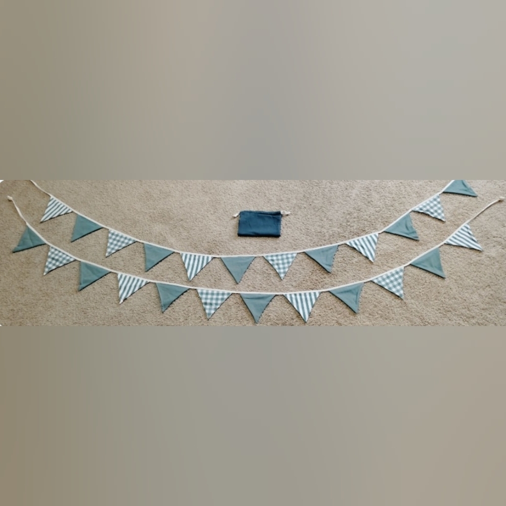 Party Banners Green White Cloth